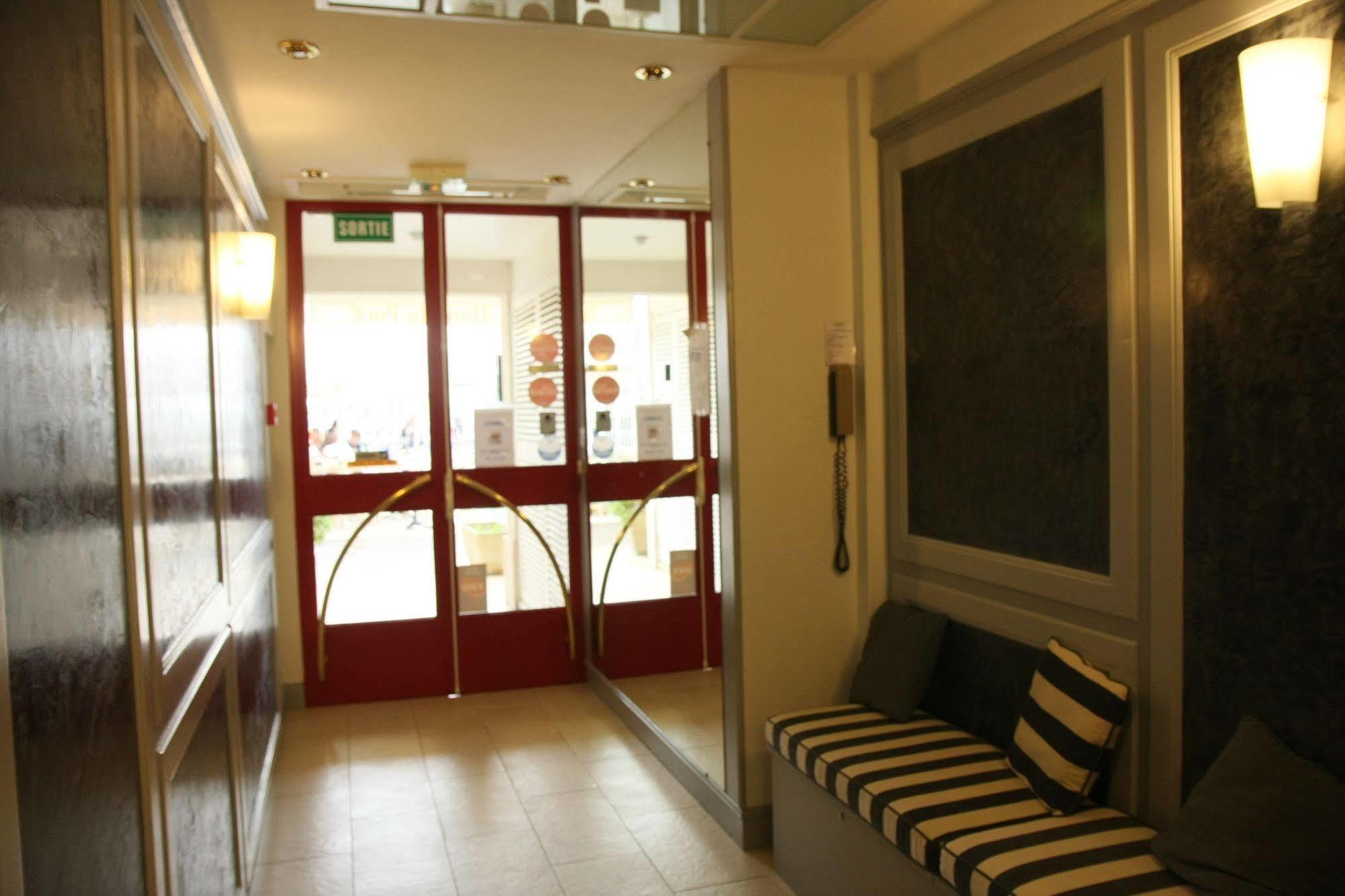 Hôtel du Port Saint-Martin-de-Ré Exterior foto